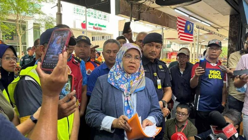 Teknik ‘Menyelinap’ Dalam Diskusi Grup Cara Masuk Ke Obrolan Yang Sudah Berlangsung